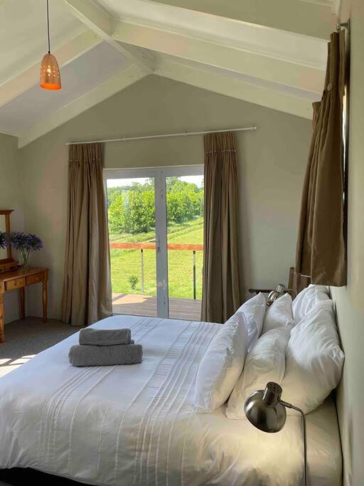 Protea Loft - Romantic Stay - No Load Shedding Hilton Exterior photo
